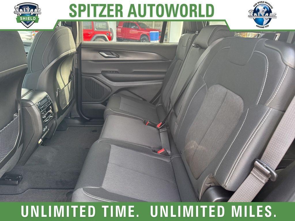 new 2025 Jeep Grand Cherokee L car, priced at $37,995