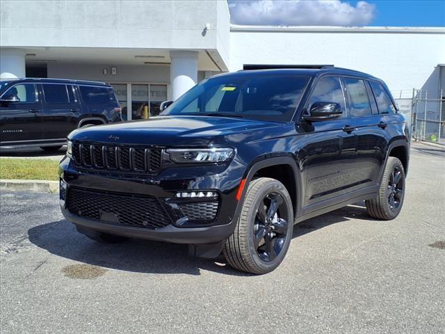 new 2025 Jeep Grand Cherokee car, priced at $56,455