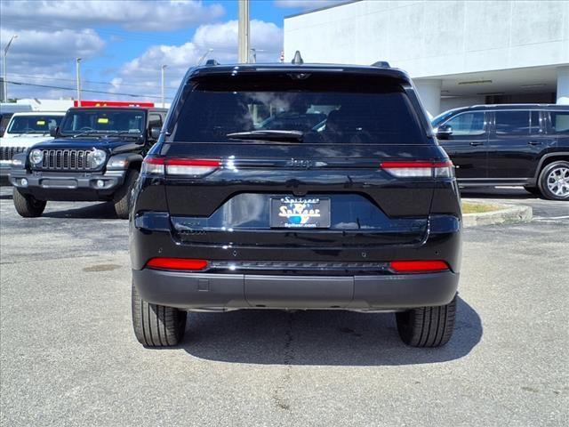 new 2025 Jeep Grand Cherokee car, priced at $56,455