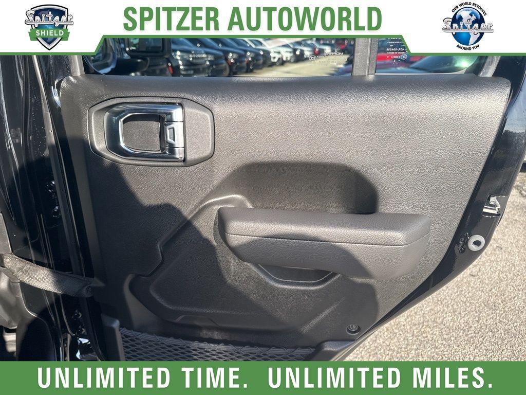 new 2025 Jeep Wrangler car, priced at $52,479