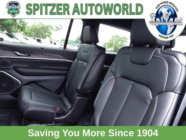 new 2025 Jeep Grand Cherokee L car, priced at $50,725