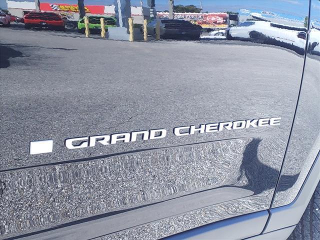 new 2024 Jeep Grand Cherokee car, priced at $42,425