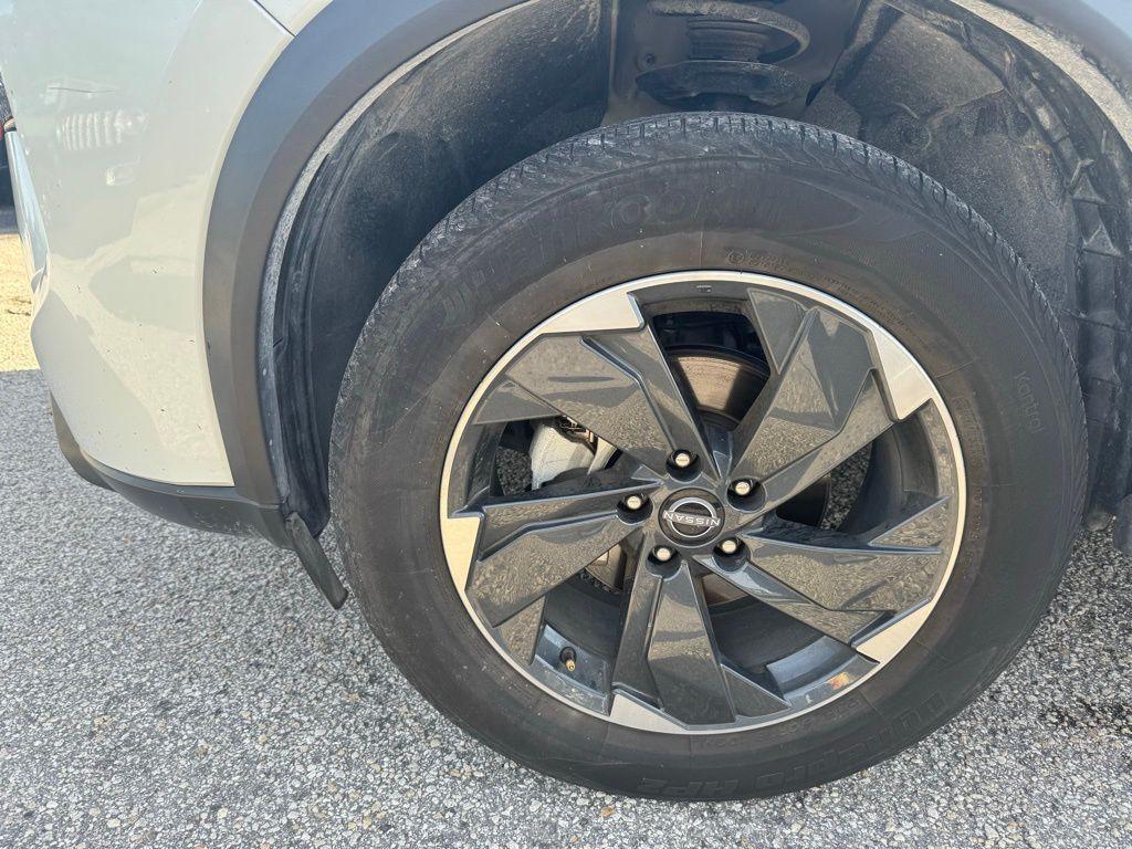 used 2024 Nissan Rogue car, priced at $24,371