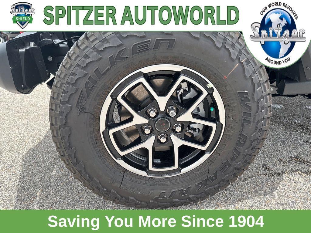 new 2025 Jeep Gladiator car, priced at $47,729