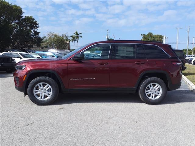 new 2025 Jeep Grand Cherokee car, priced at $44,215