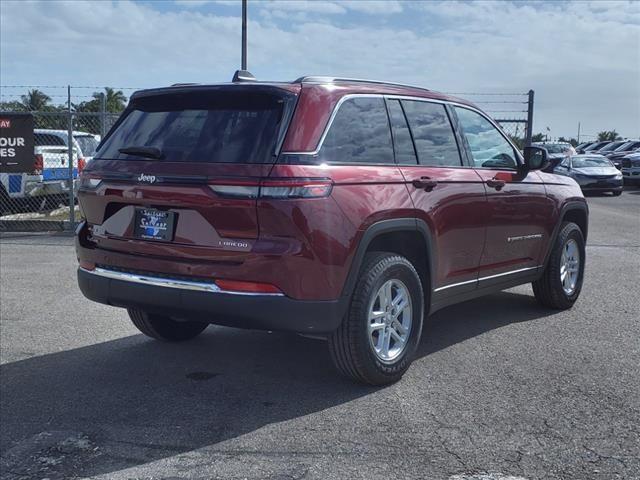 new 2025 Jeep Grand Cherokee car, priced at $44,215