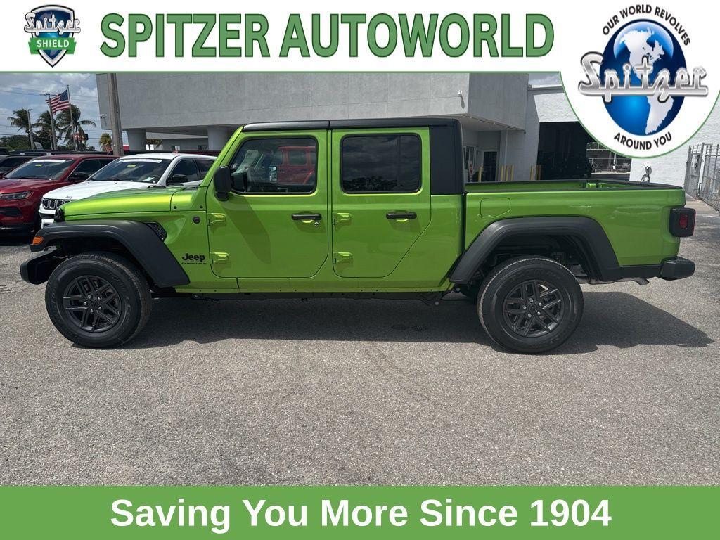 new 2025 Jeep Gladiator car, priced at $45,885