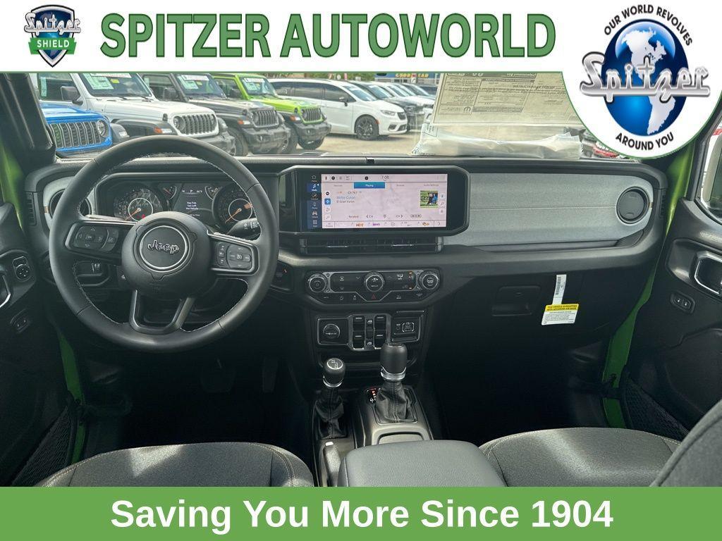 new 2025 Jeep Gladiator car, priced at $45,885