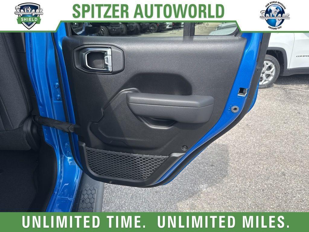 new 2025 Jeep Wrangler car, priced at $51,049