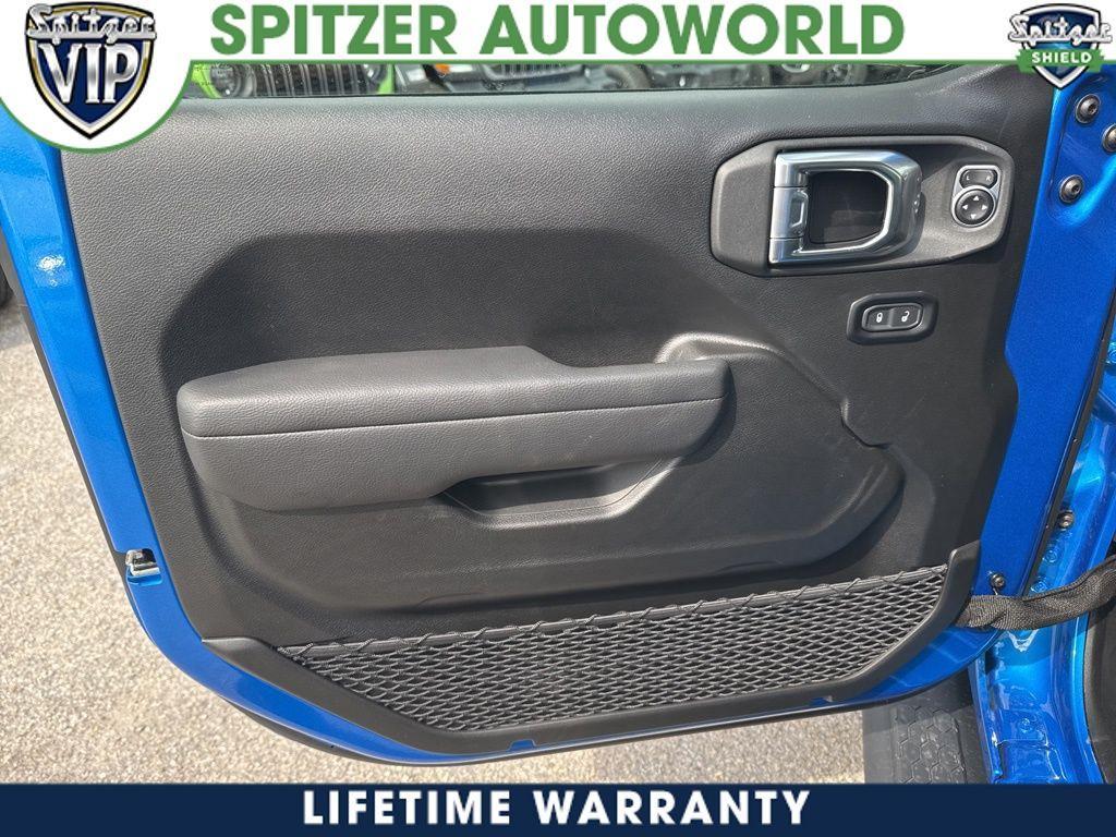 new 2025 Jeep Wrangler car, priced at $51,049