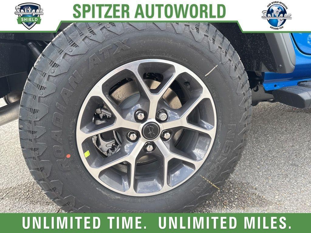 new 2025 Jeep Wrangler car, priced at $51,049