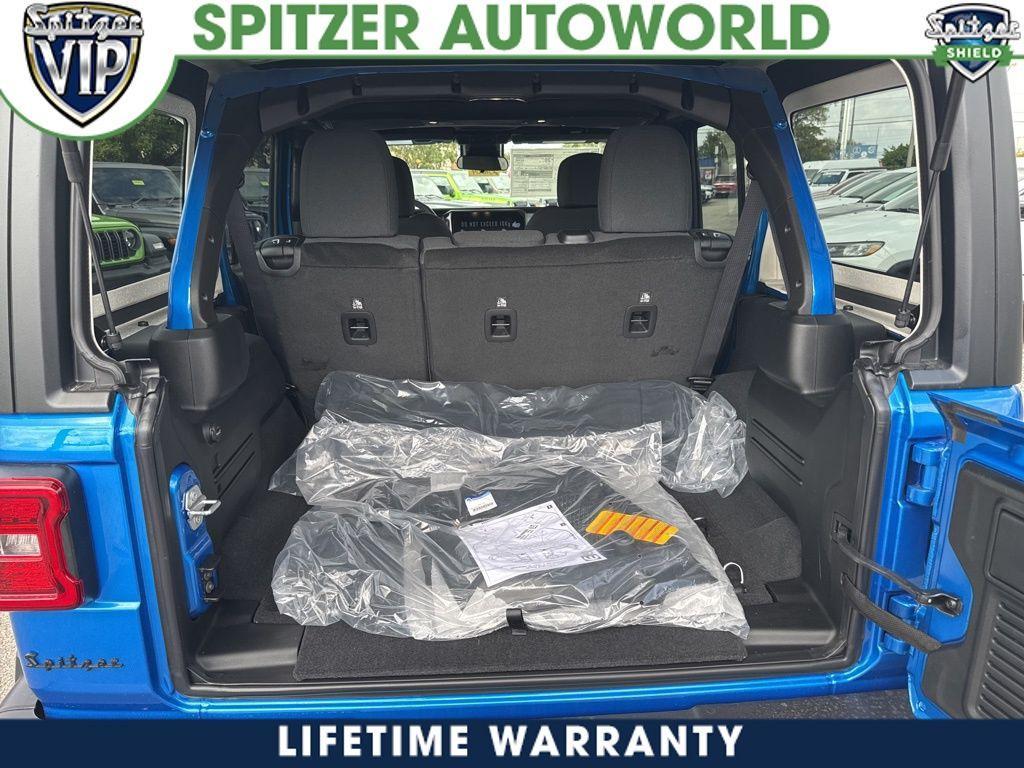 new 2025 Jeep Wrangler car, priced at $51,049