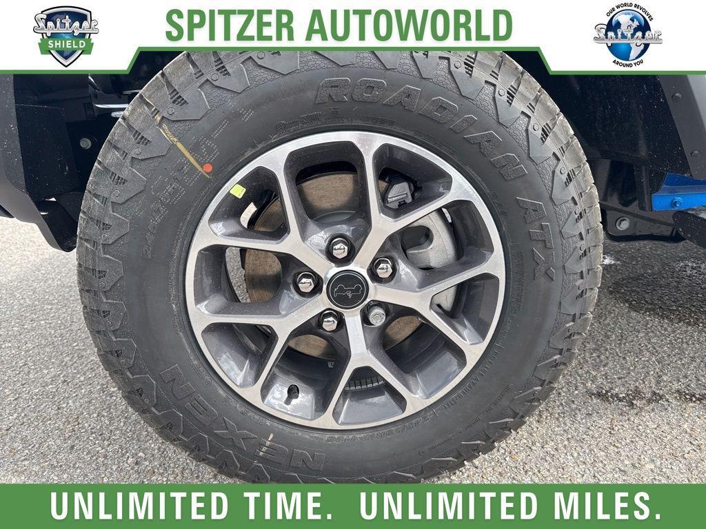 new 2025 Jeep Wrangler car, priced at $51,049