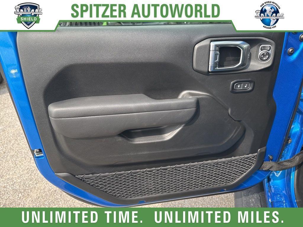 new 2025 Jeep Wrangler car, priced at $51,049