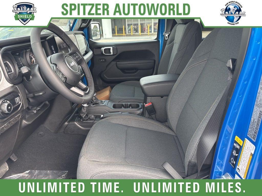 new 2025 Jeep Wrangler car, priced at $51,049