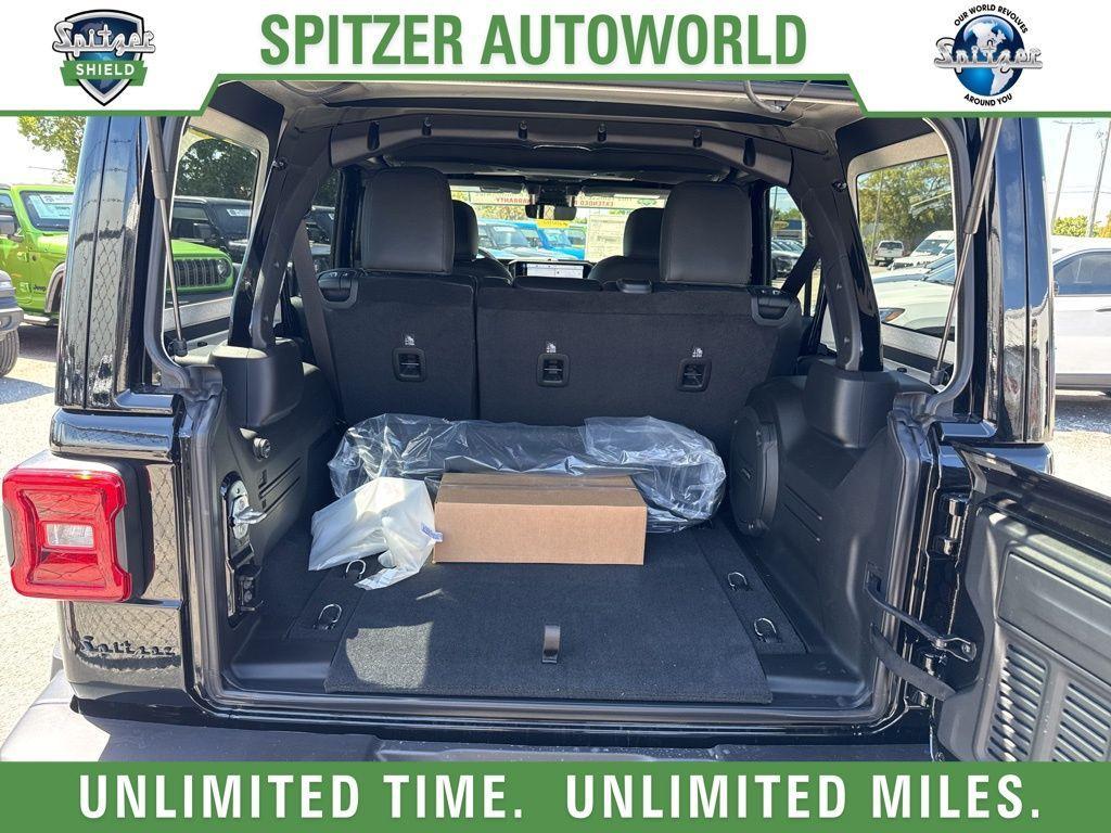 new 2025 Jeep Wrangler car, priced at $58,470