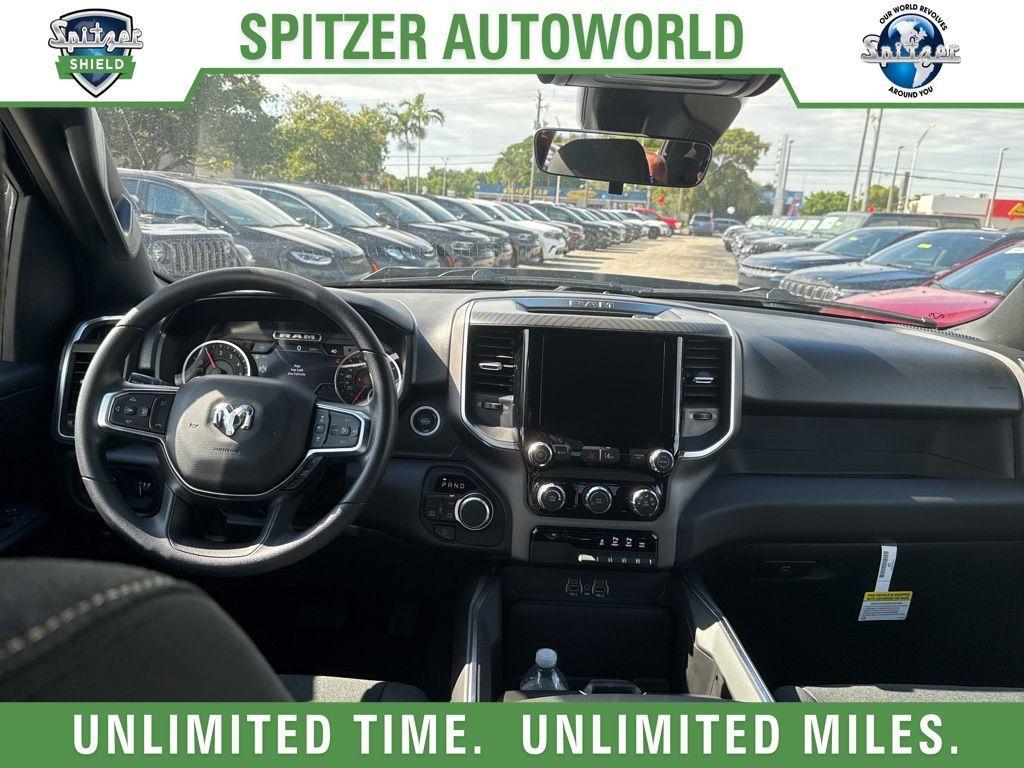 new 2025 Ram 1500 car