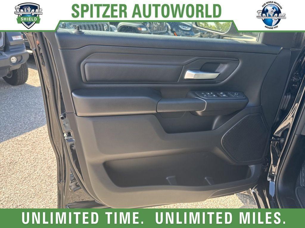 new 2025 Ram 1500 car