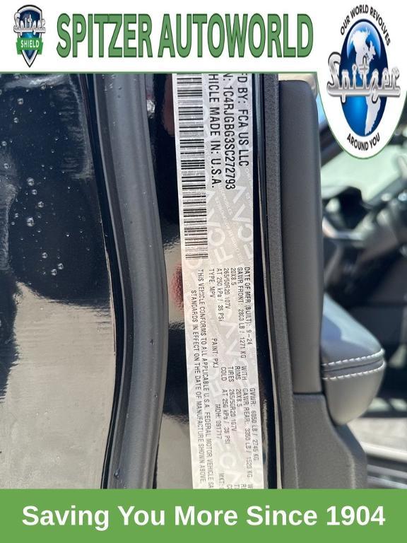 used 2025 Jeep Grand Cherokee car, priced at $38,691