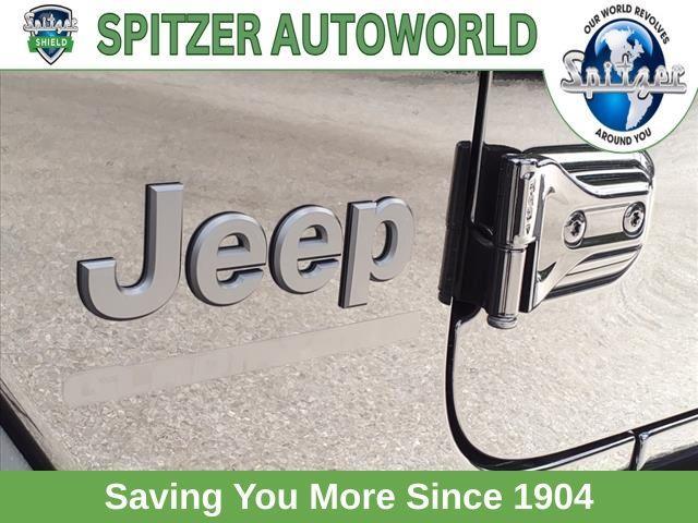new 2024 Jeep Gladiator car, priced at $34,679