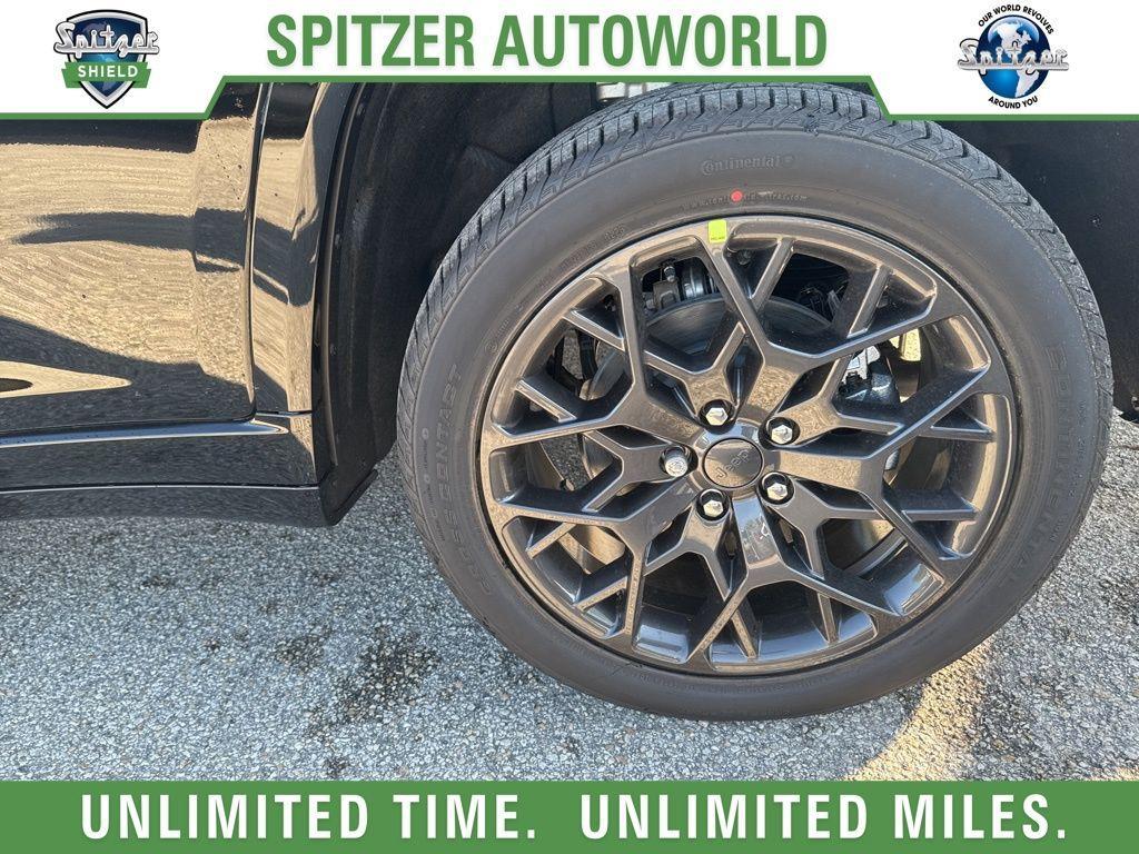 new 2025 Jeep Grand Cherokee L car, priced at $66,995