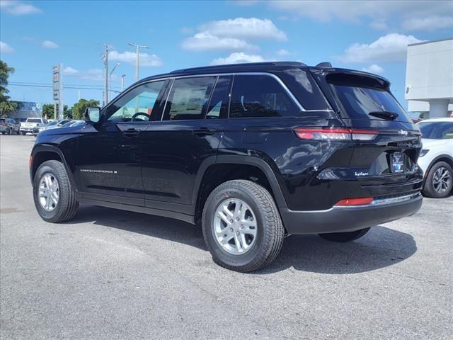 new 2025 Jeep Grand Cherokee car, priced at $39,425