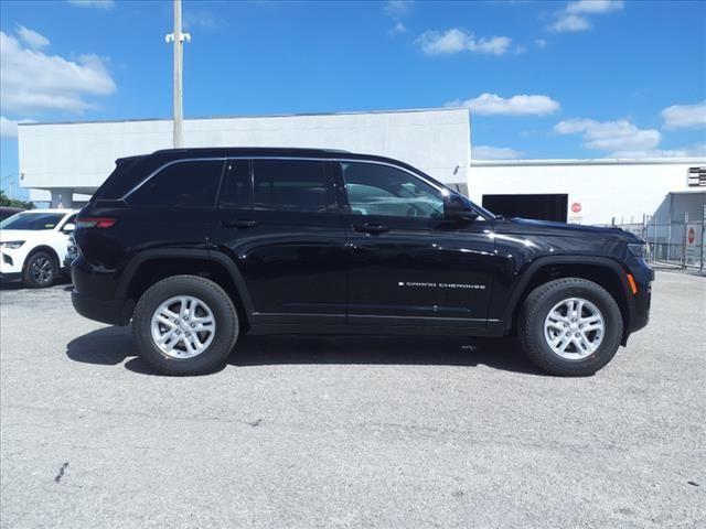 new 2025 Jeep Grand Cherokee car, priced at $39,425