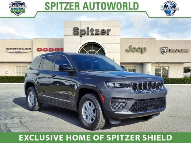 new 2025 Jeep Grand Cherokee car, priced at $44,215