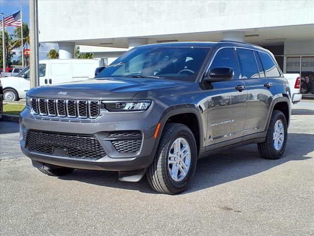 new 2025 Jeep Grand Cherokee car, priced at $44,215