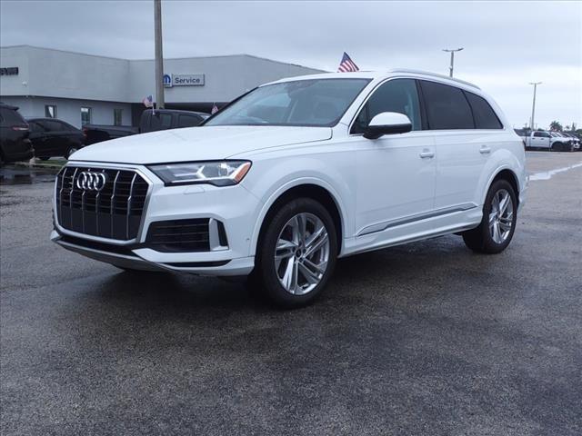 used 2021 Audi Q7 car, priced at $27,675