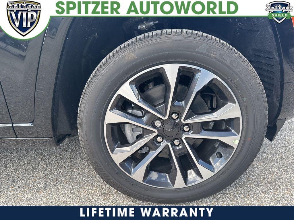 new 2025 Jeep Grand Cherokee L car, priced at $58,379