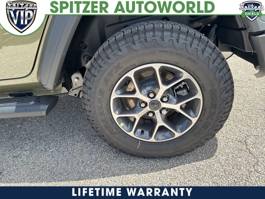 new 2025 Jeep Wrangler car, priced at $50,379