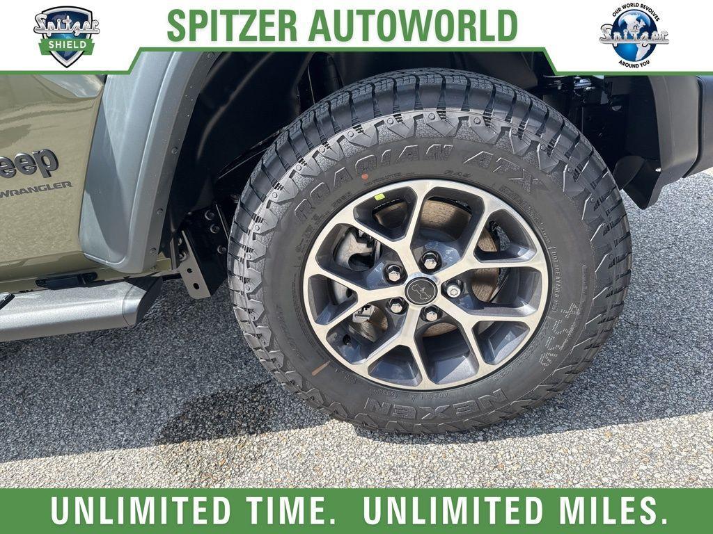 new 2025 Jeep Wrangler car, priced at $51,179