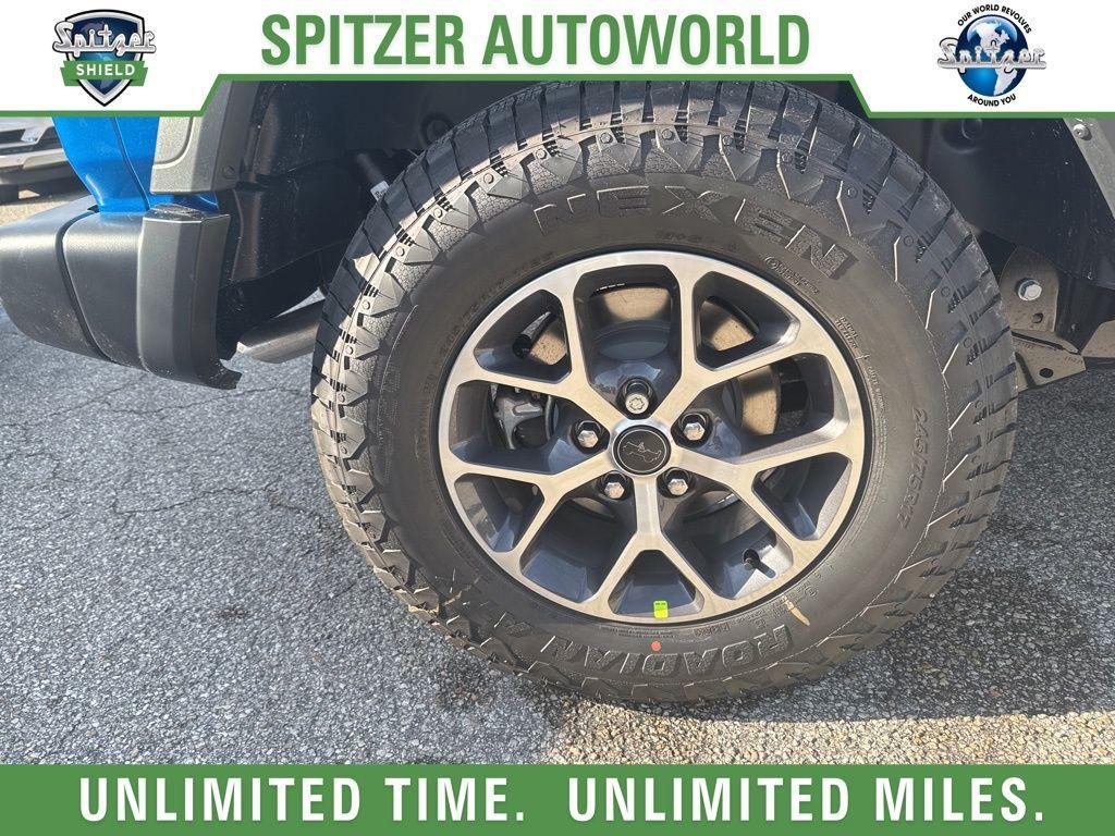 new 2025 Jeep Wrangler car
