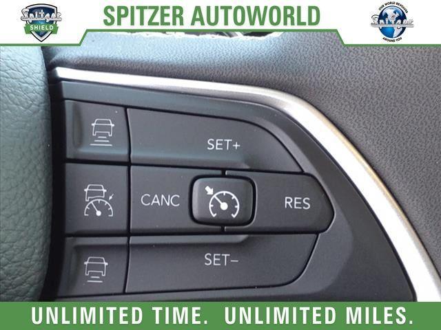 new 2024 Jeep Grand Cherokee L car, priced at $38,995