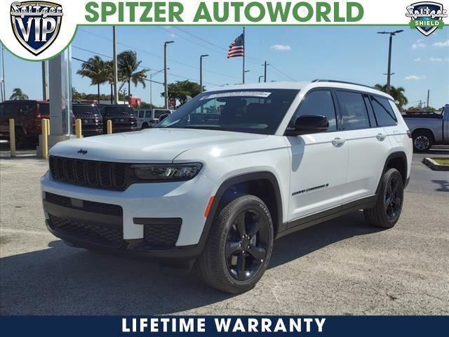 new 2024 Jeep Grand Cherokee L car, priced at $38,995