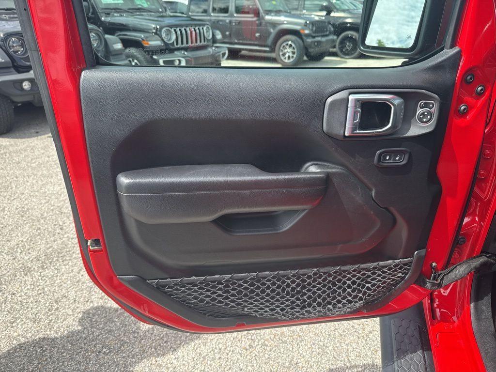 used 2021 Jeep Wrangler Unlimited car, priced at $29,991