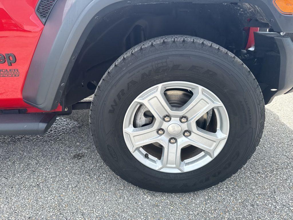used 2021 Jeep Wrangler Unlimited car, priced at $29,991