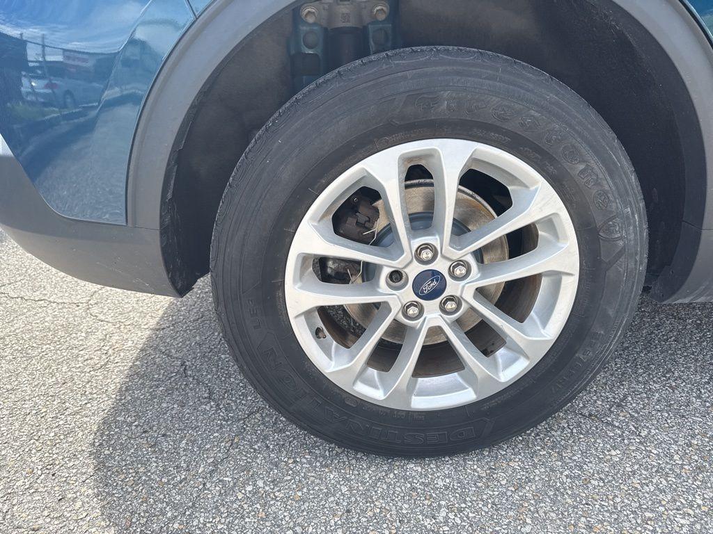 used 2020 Ford Escape car, priced at $13,994