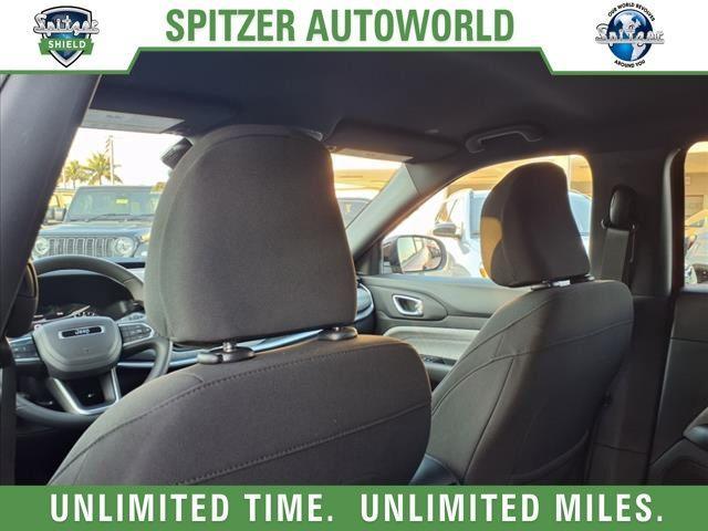 new 2025 Jeep Compass car, priced at $24,375