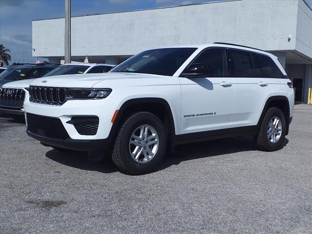 new 2025 Jeep Grand Cherokee car, priced at $39,255