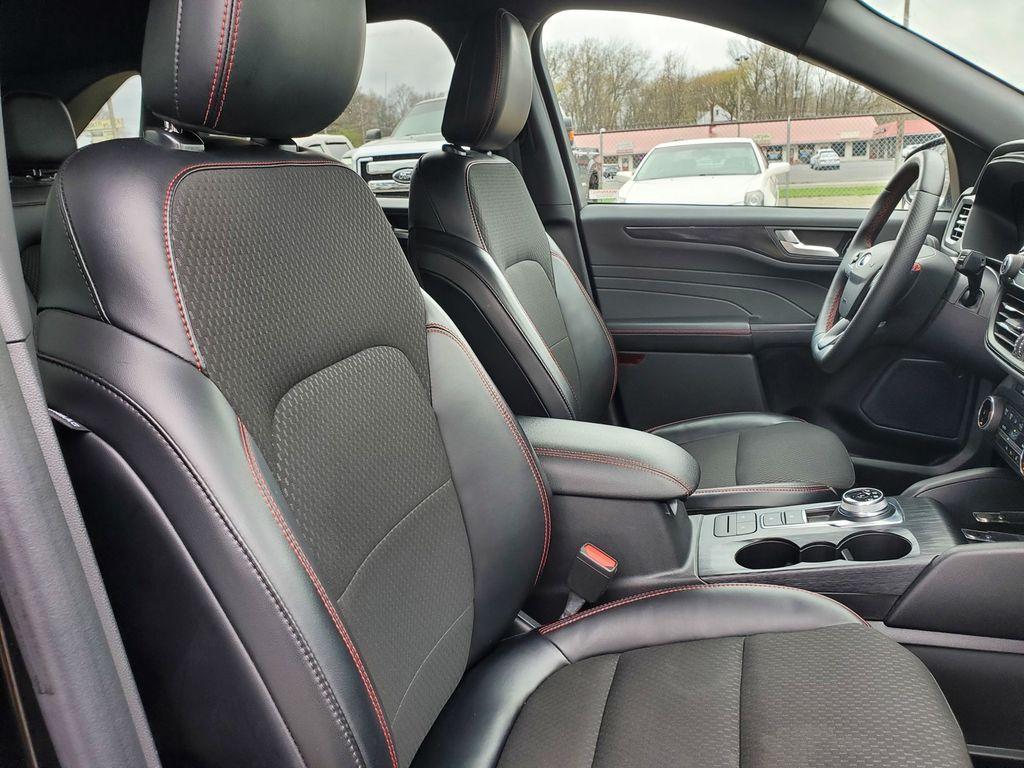 used 2024 Ford Escape car, priced at $19,996