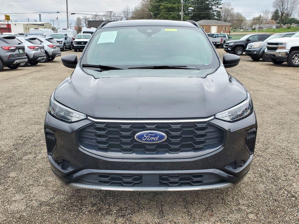 used 2024 Ford Escape car, priced at $19,996