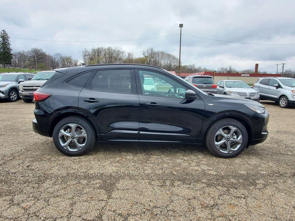 used 2024 Ford Escape car, priced at $19,996