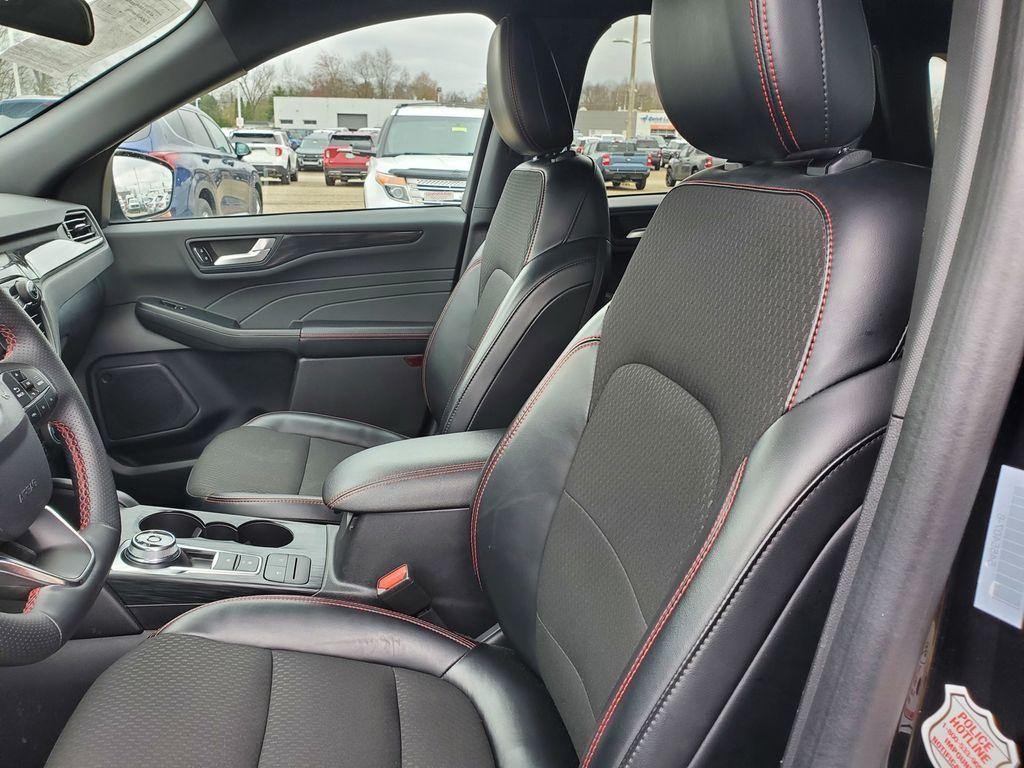 used 2024 Ford Escape car, priced at $19,996