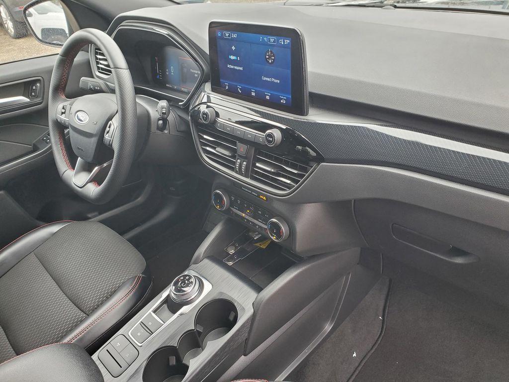 used 2024 Ford Escape car, priced at $19,996