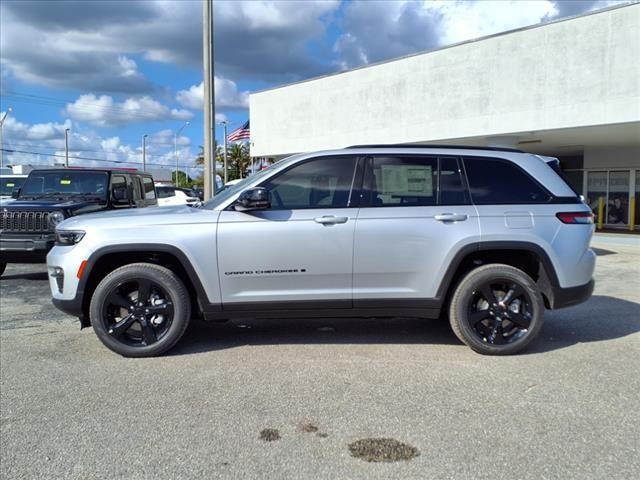 new 2025 Jeep Grand Cherokee car, priced at $56,455