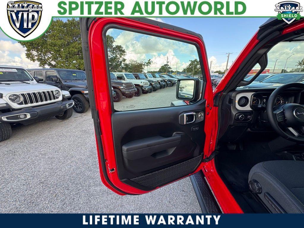 new 2025 Jeep Wrangler car, priced at $46,995