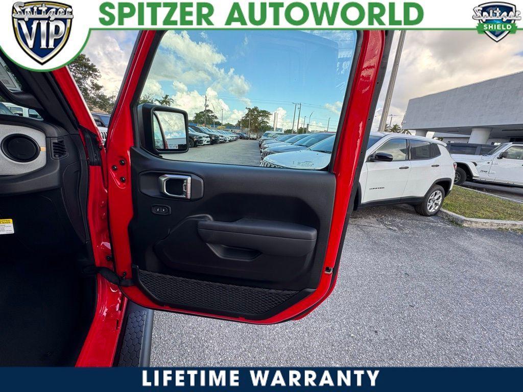 new 2025 Jeep Wrangler car, priced at $46,995