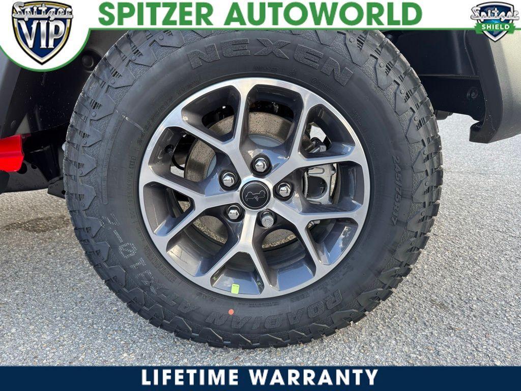 new 2025 Jeep Wrangler car, priced at $46,995